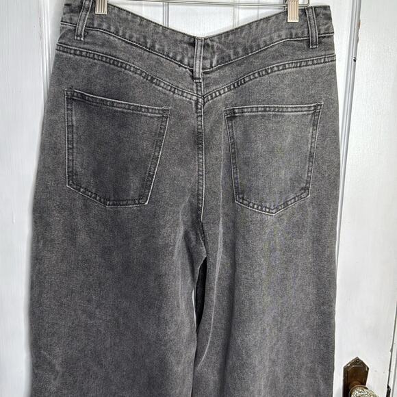 Prettylittlething Petite Washed Gray Dip Back Waist Boyfriend Jeans W1057 Sz 8 - Picture 10 of 11